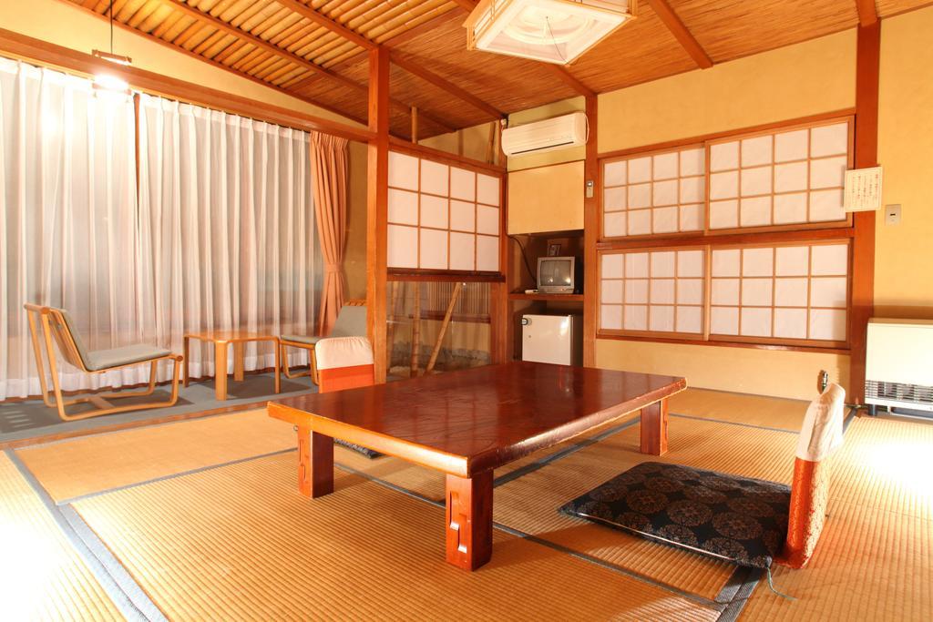 Hatsunoyu Yamanouchi (Nagano) Quarto foto
